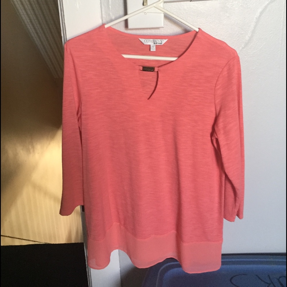 Coral top